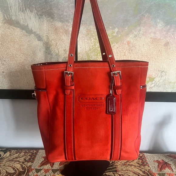 Coach Burnt Orange Suede Patent Trim Lunch Gallery Tote Bag - Picture 1 of 17